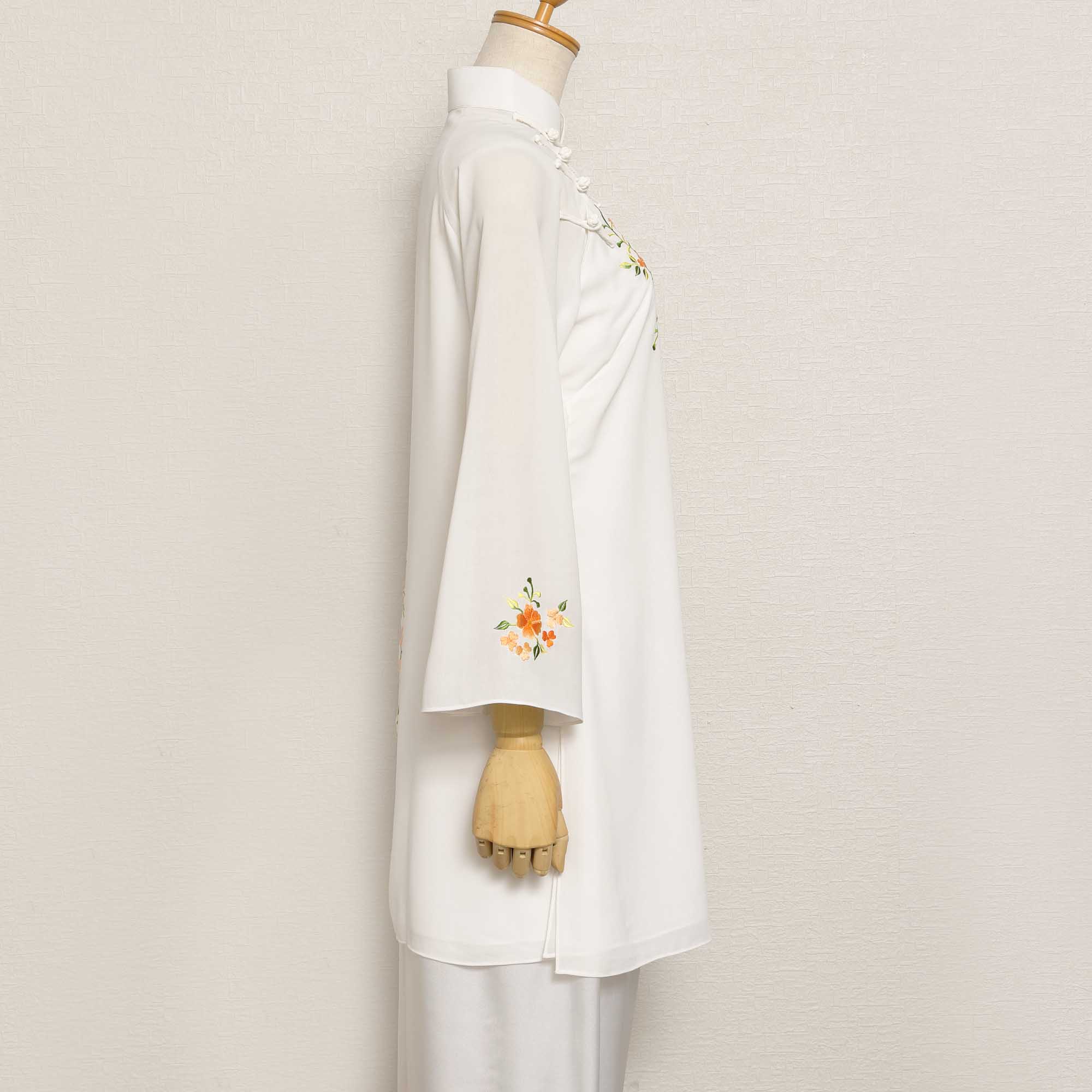 East Age / アオザイ Sサイズ 刺繍 AOS-S021